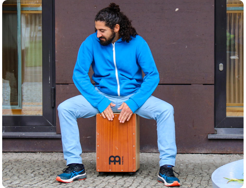 open-mic-show-with-sami-karkar-world-music-school-helsinki